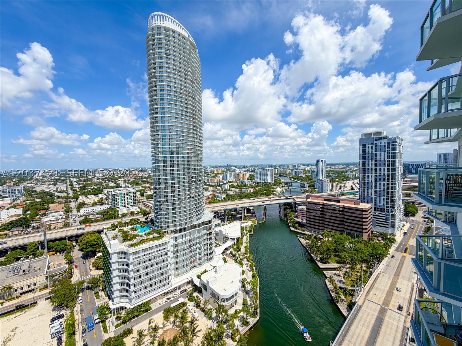 LATITUDE ON THE RIVER CON - Residential Lease