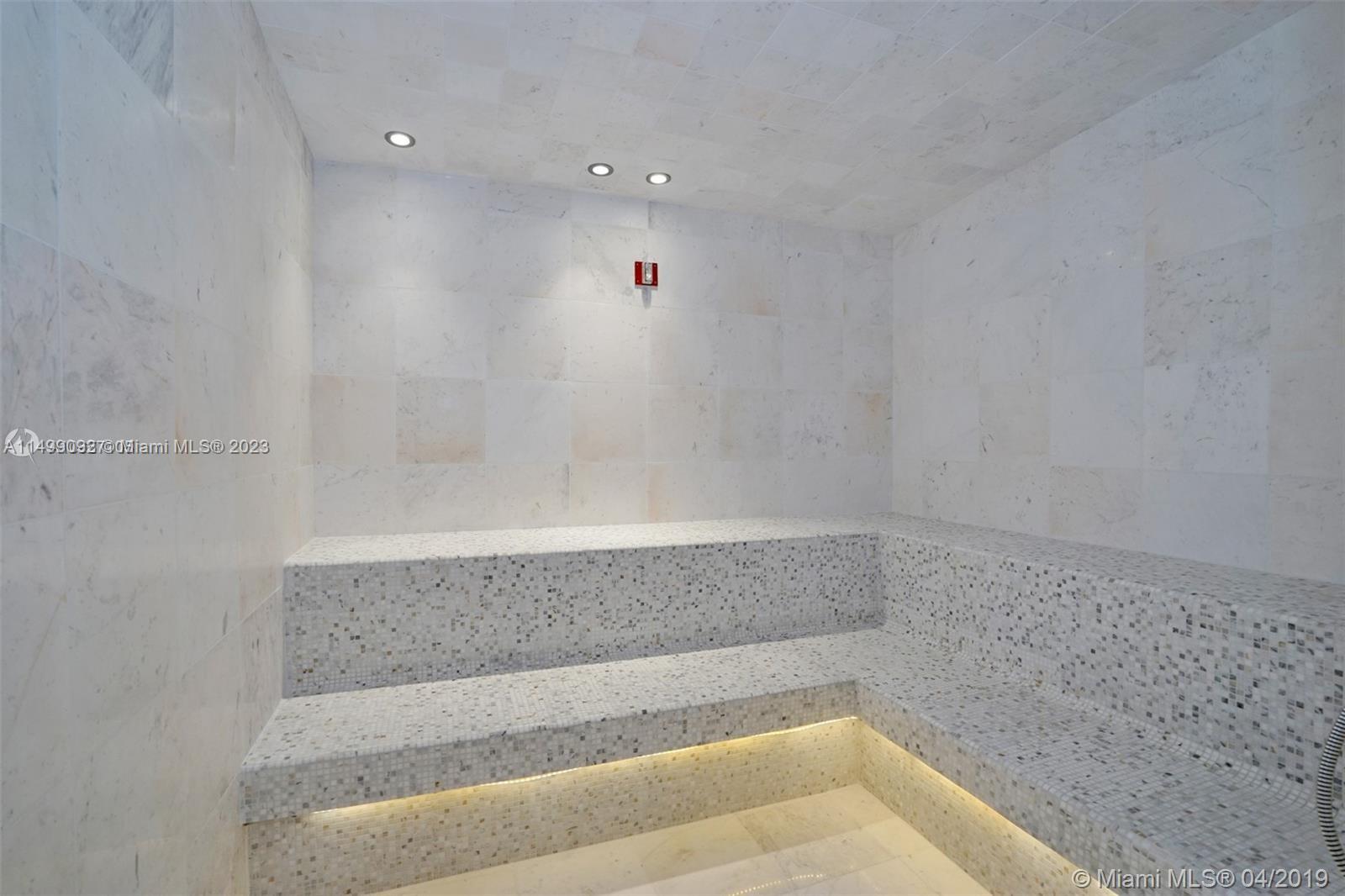 CHATEAU BEACH CONDO - Residential Lease