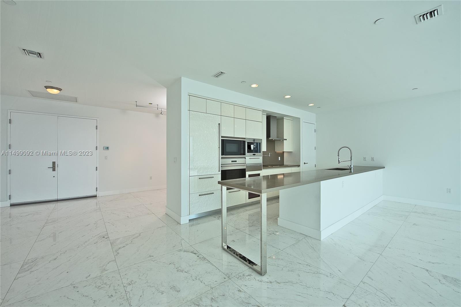 CHATEAU BEACH CONDO - Residential Lease