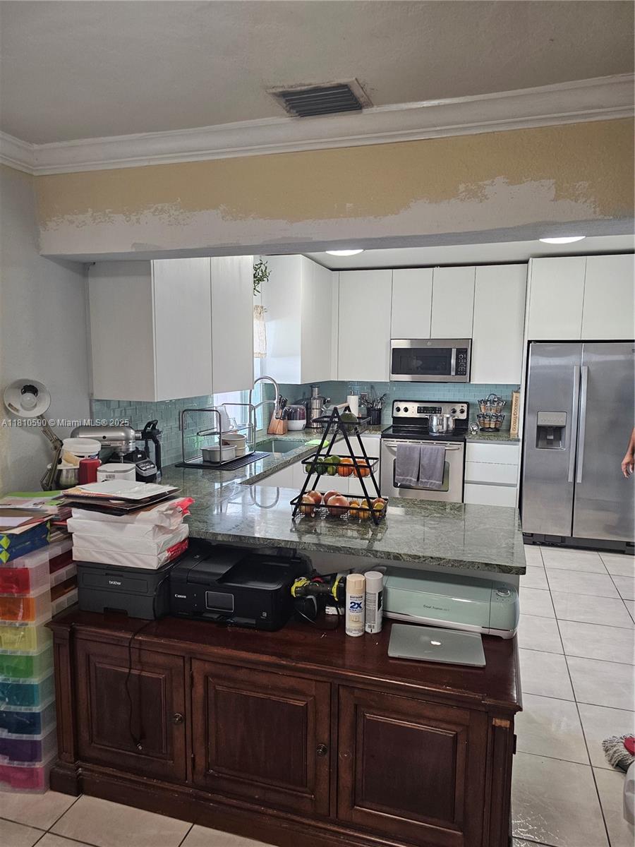 FAIRLAWN SEC A - Residential Lease