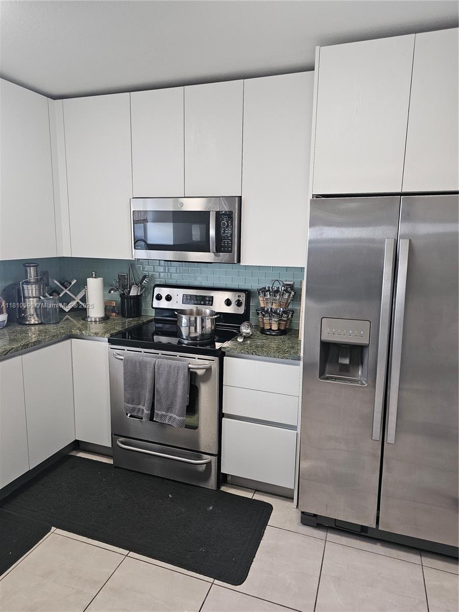 FAIRLAWN SEC A - Residential Lease