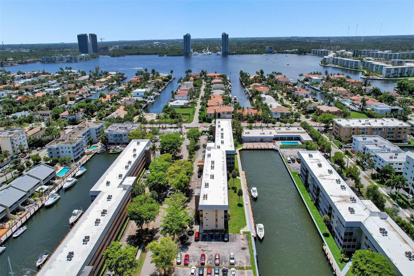 EDEN ISLES CONDO PART 1 - Residential