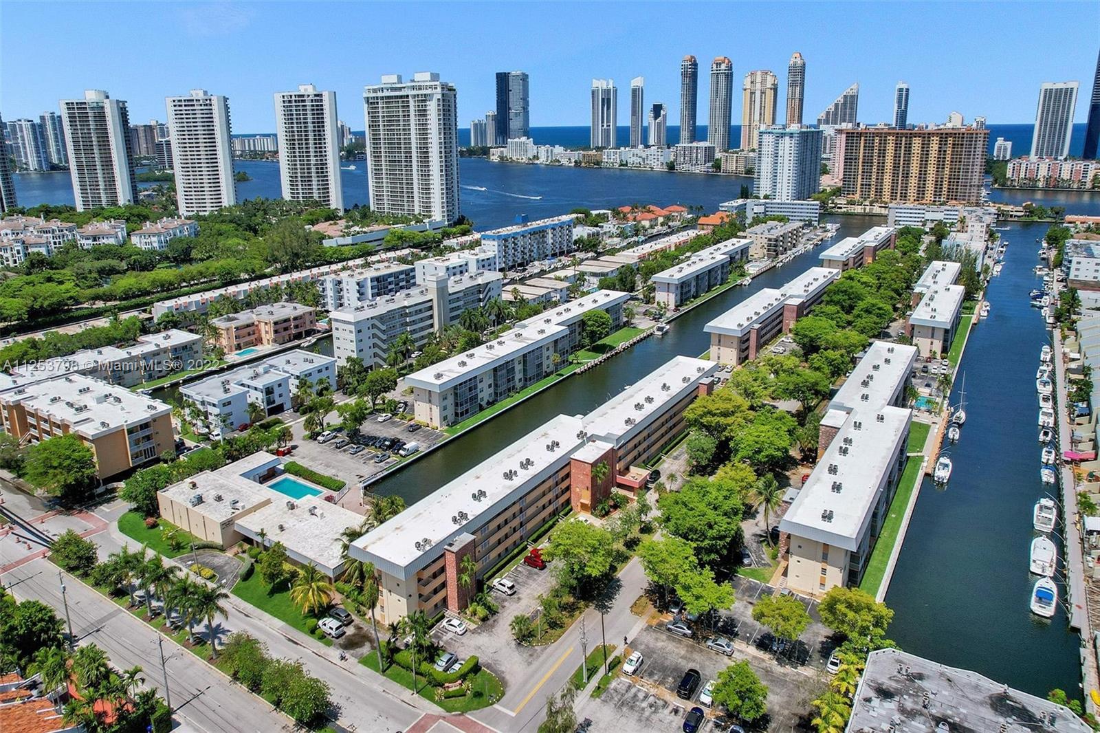 EDEN ISLES CONDO PART 1 - Residential