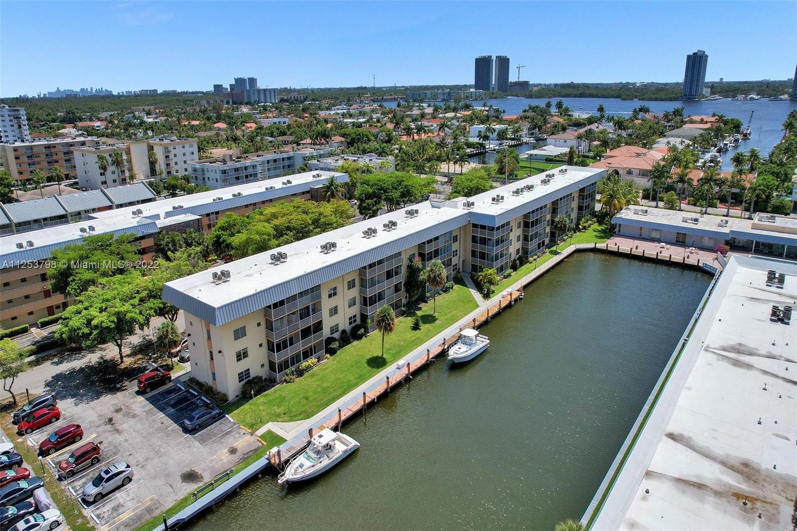 EDEN ISLES CONDO PART 1 - Residential