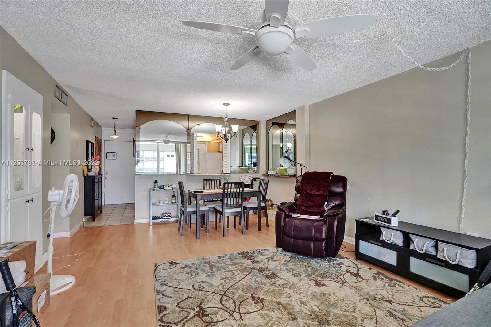 EDEN ISLES CONDO PART 1 - Residential