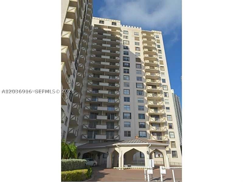 PRINCE GEORGE ARMS CONDO - Residential