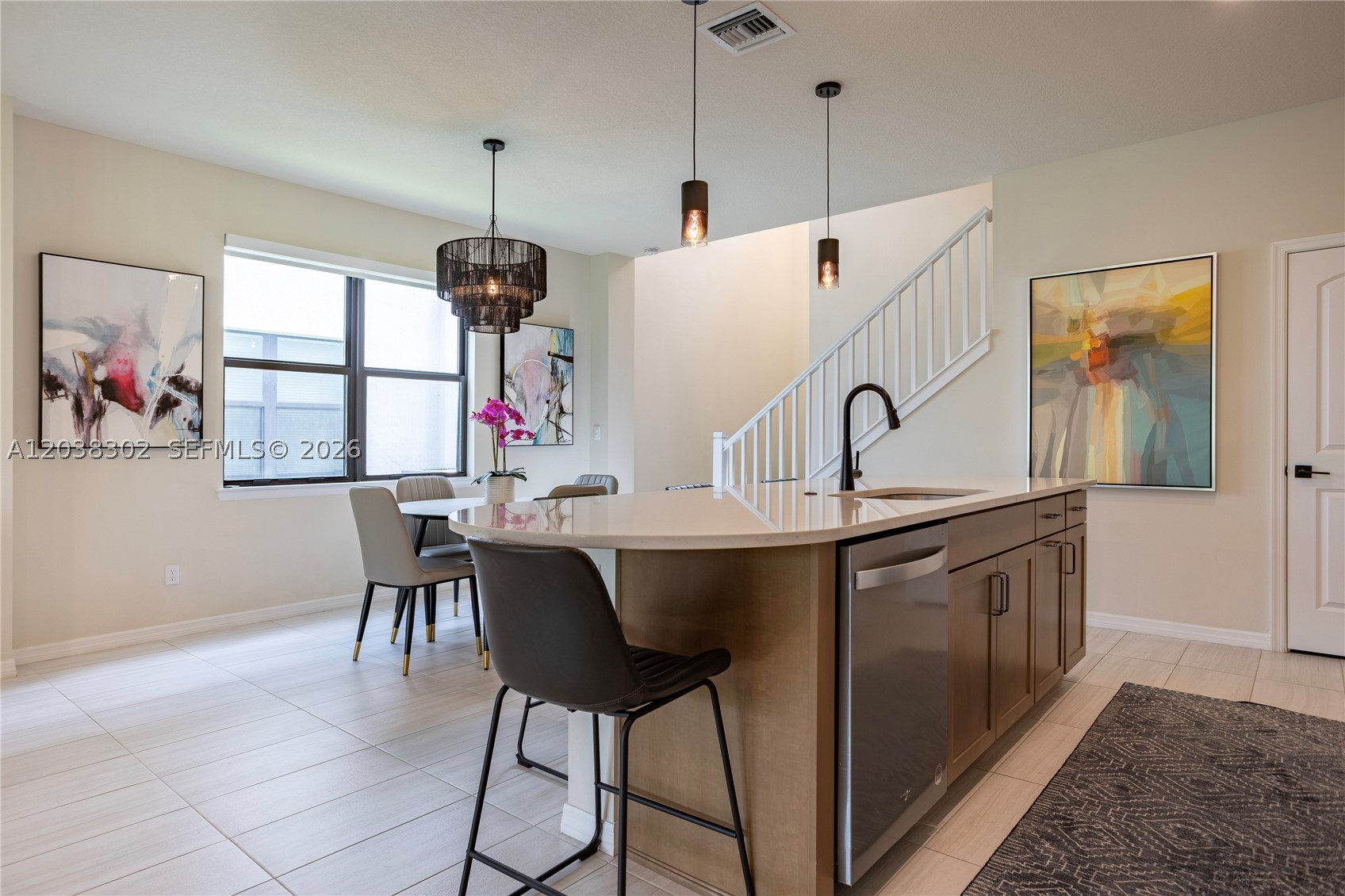 OAK TREE PROPERTY REDEVEL - Residential Lease