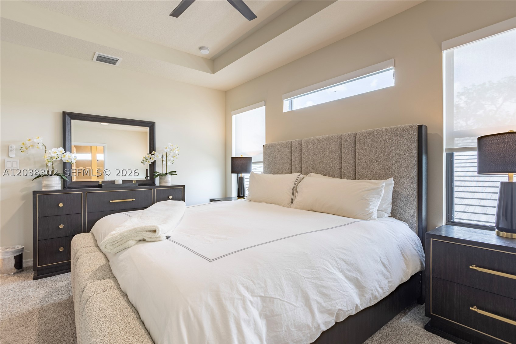OAK TREE PROPERTY REDEVEL - Residential Lease