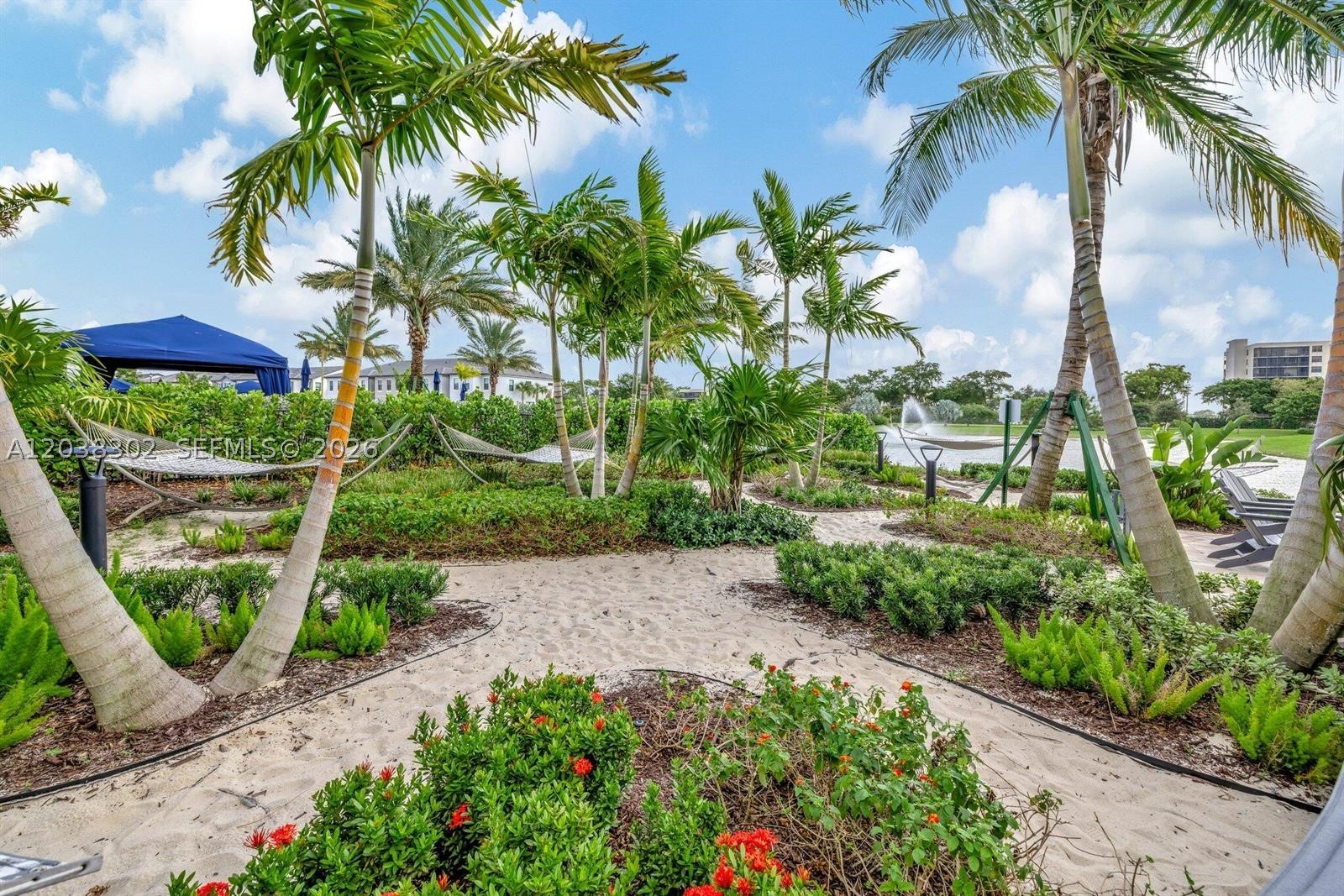 OAK TREE PROPERTY REDEVEL - Residential Lease