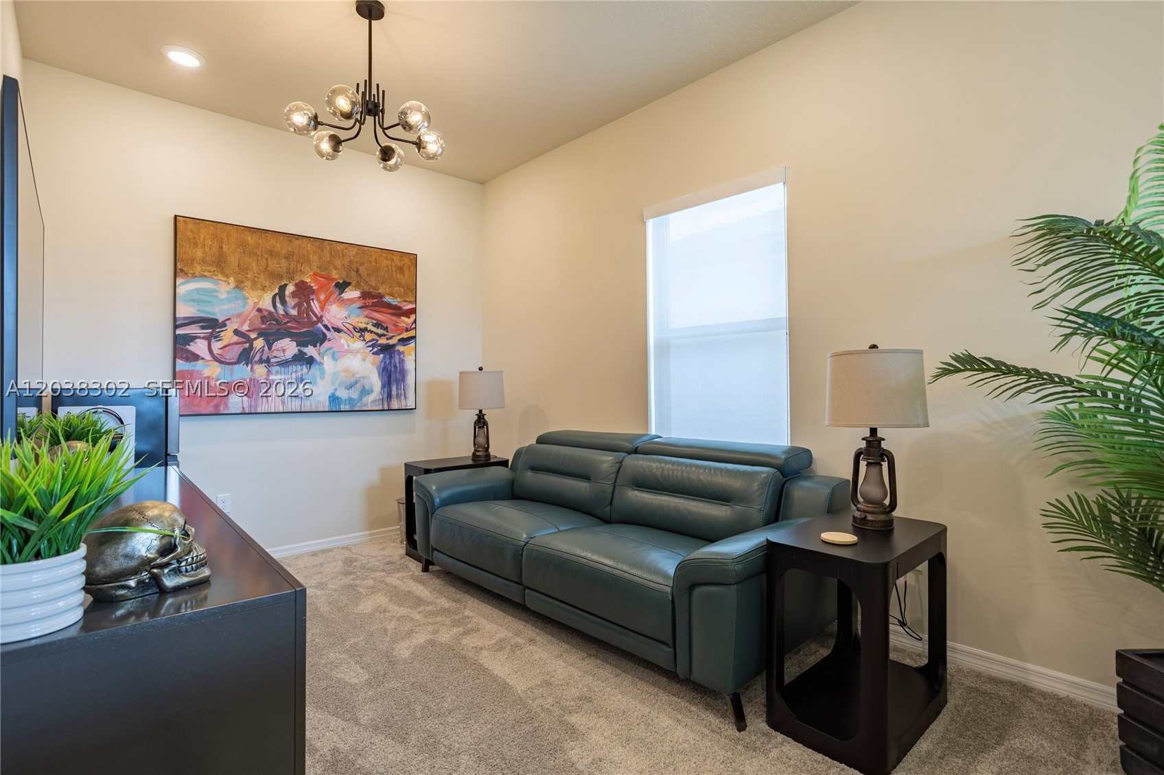 OAK TREE PROPERTY REDEVEL - Residential Lease