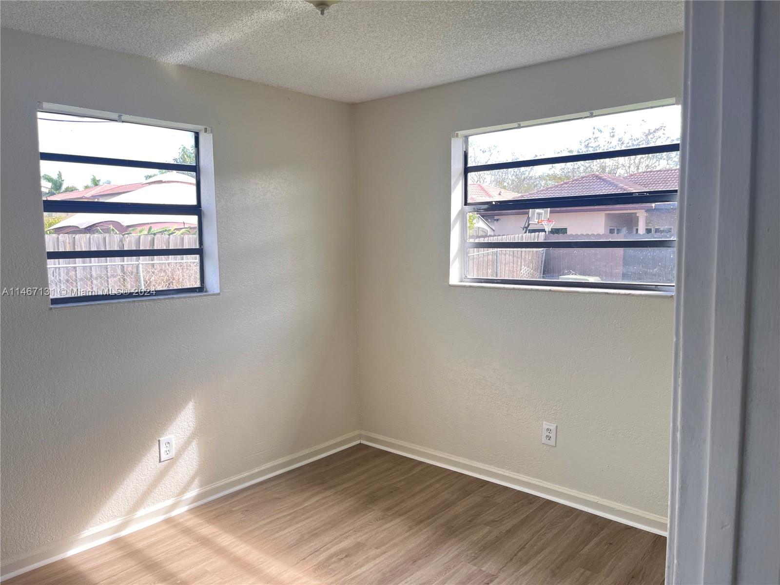 RICHLAND ESTATES - Residential