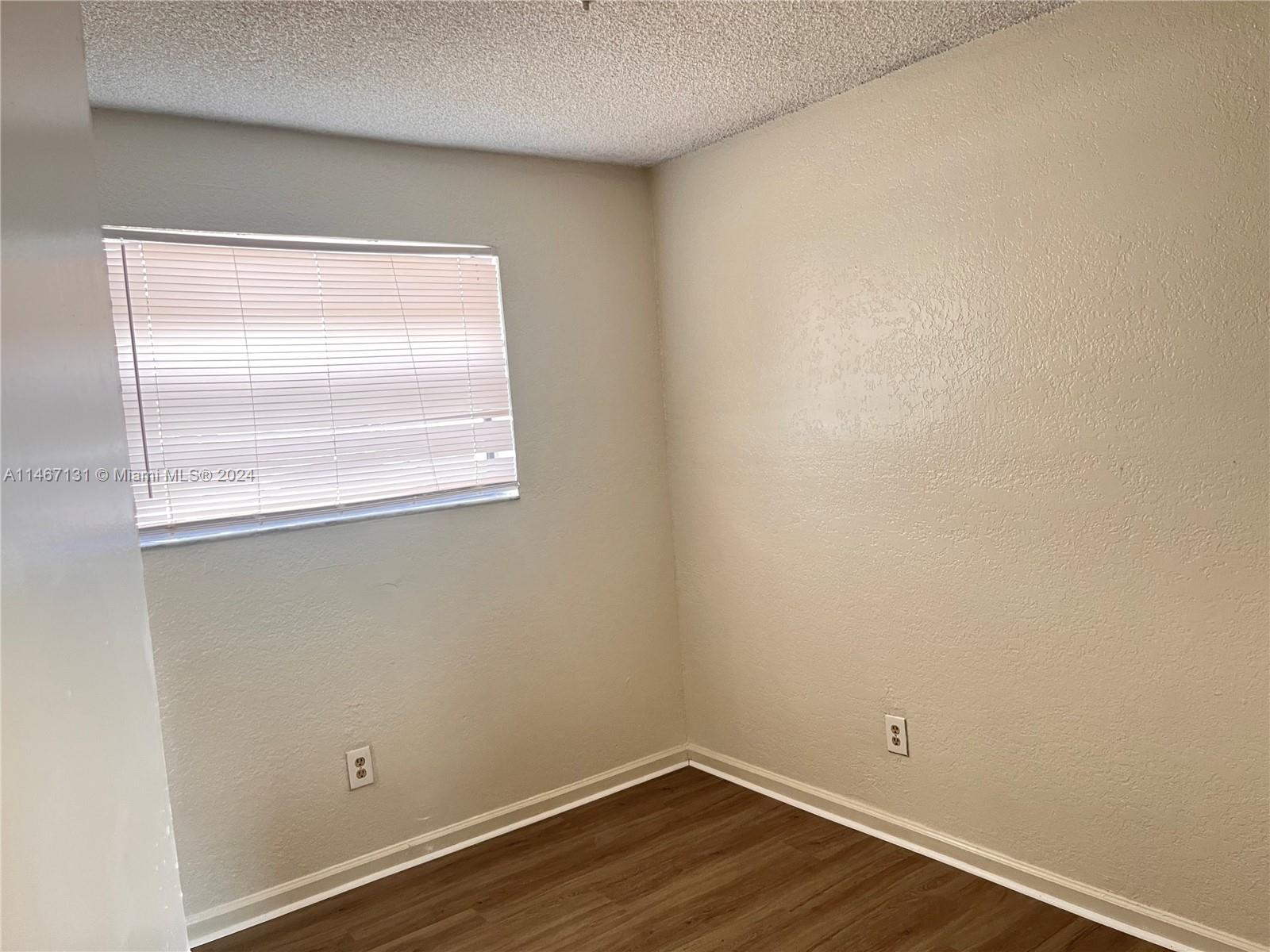 RICHLAND ESTATES - Residential