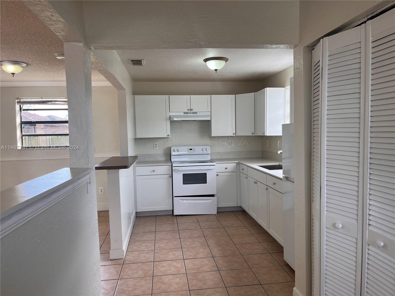 RICHLAND ESTATES - Residential
