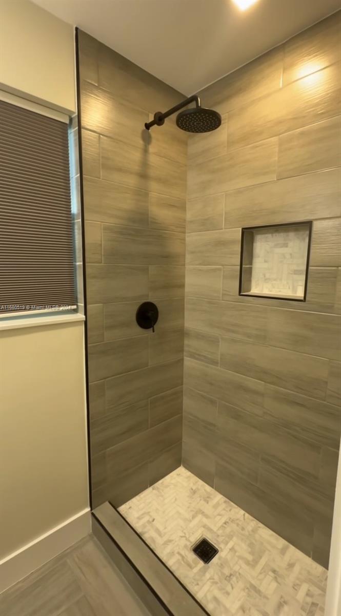 BANKERS SUB #1 - Residential Lease
