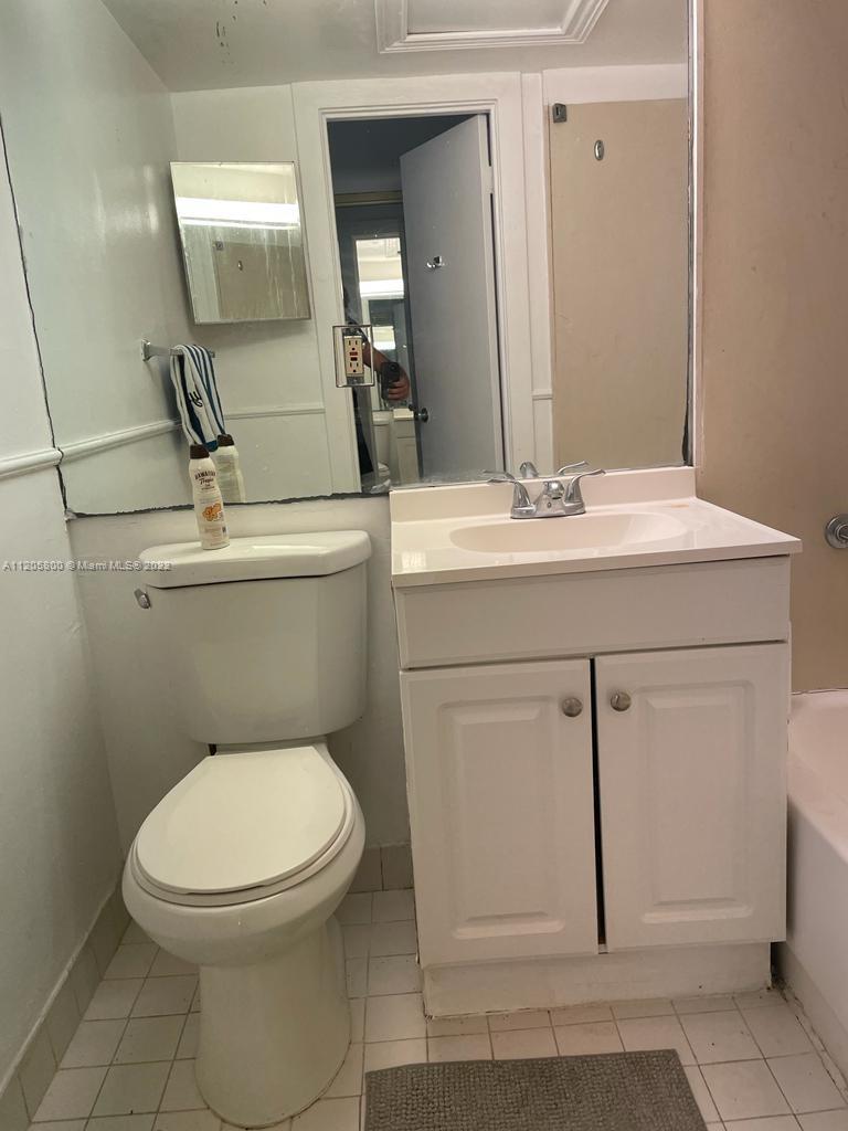 HOLLYWOOD BEACH RESORT CO - Residential