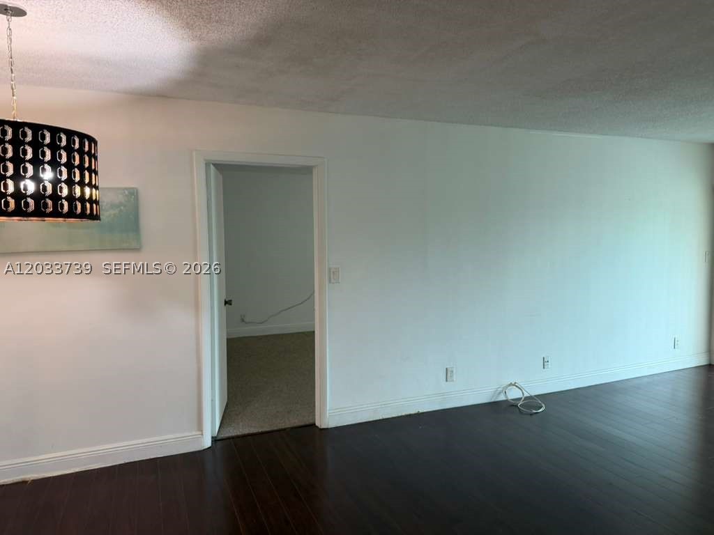 BUILDING ONE OF RACQUET C - Residential Lease