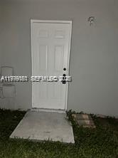 FANTASY REEF - Residential Lease