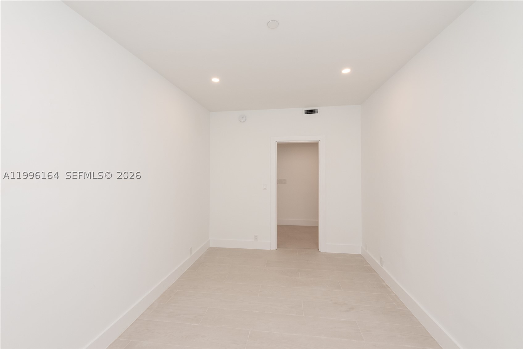 THE EMERALDBAY @ KEY COLO - Residential
