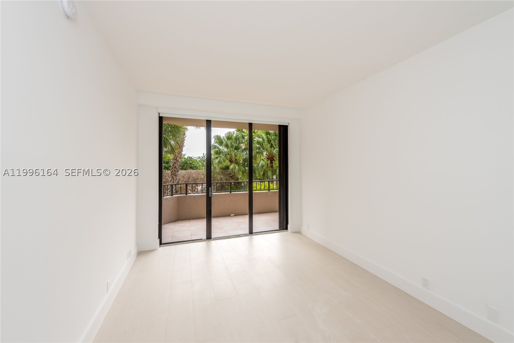 THE EMERALDBAY @ KEY COLO - Residential