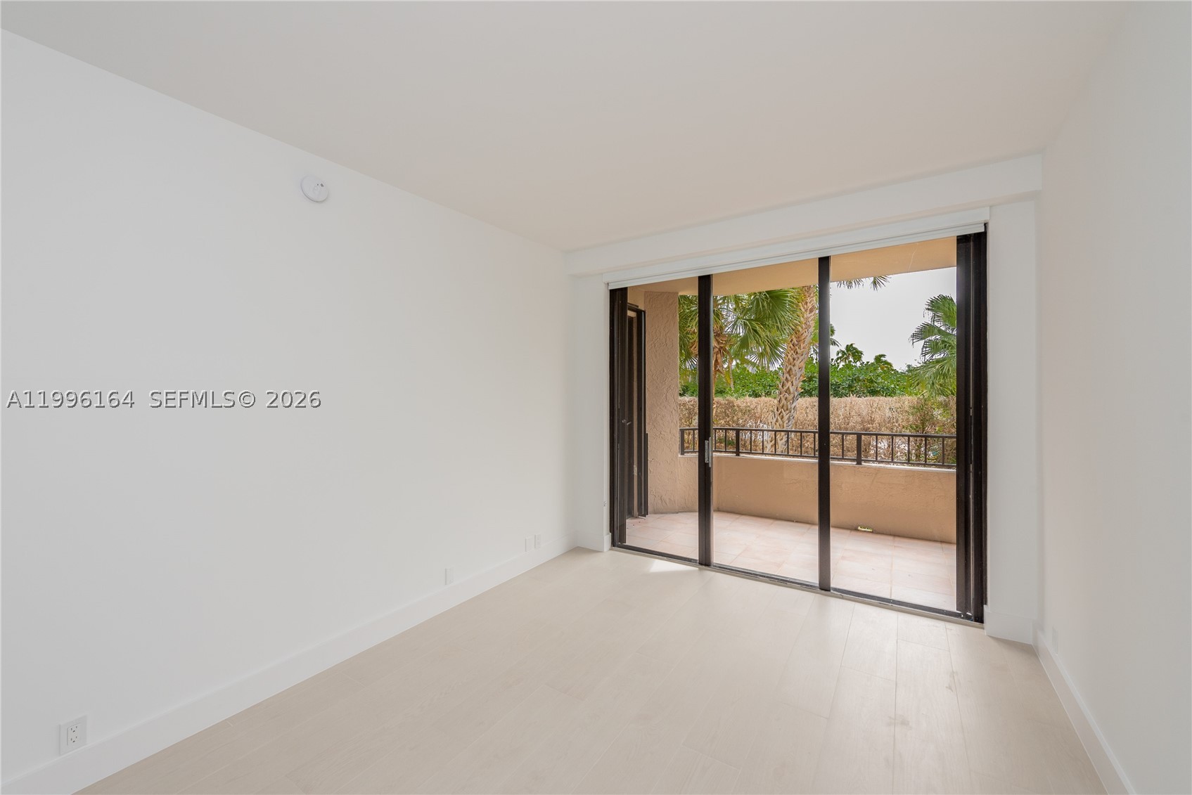 THE EMERALDBAY @ KEY COLO - Residential