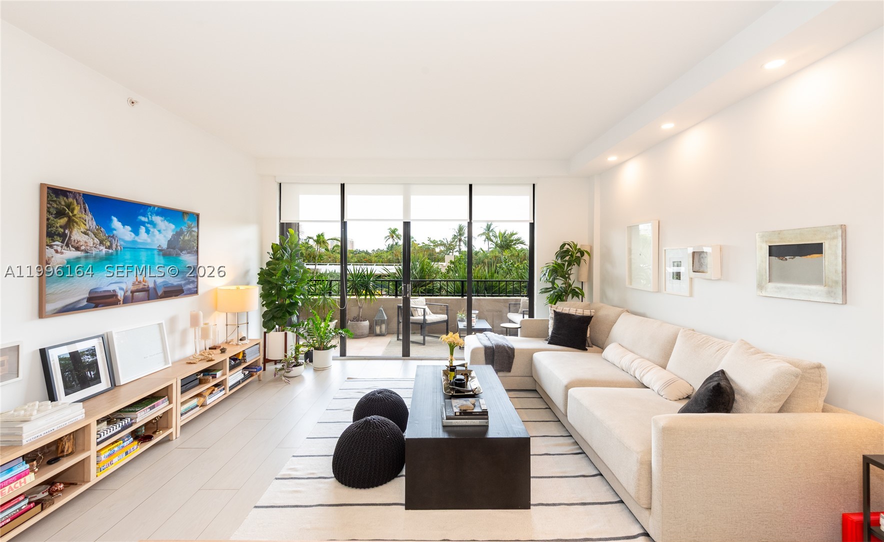 THE EMERALDBAY @ KEY COLO - Residential