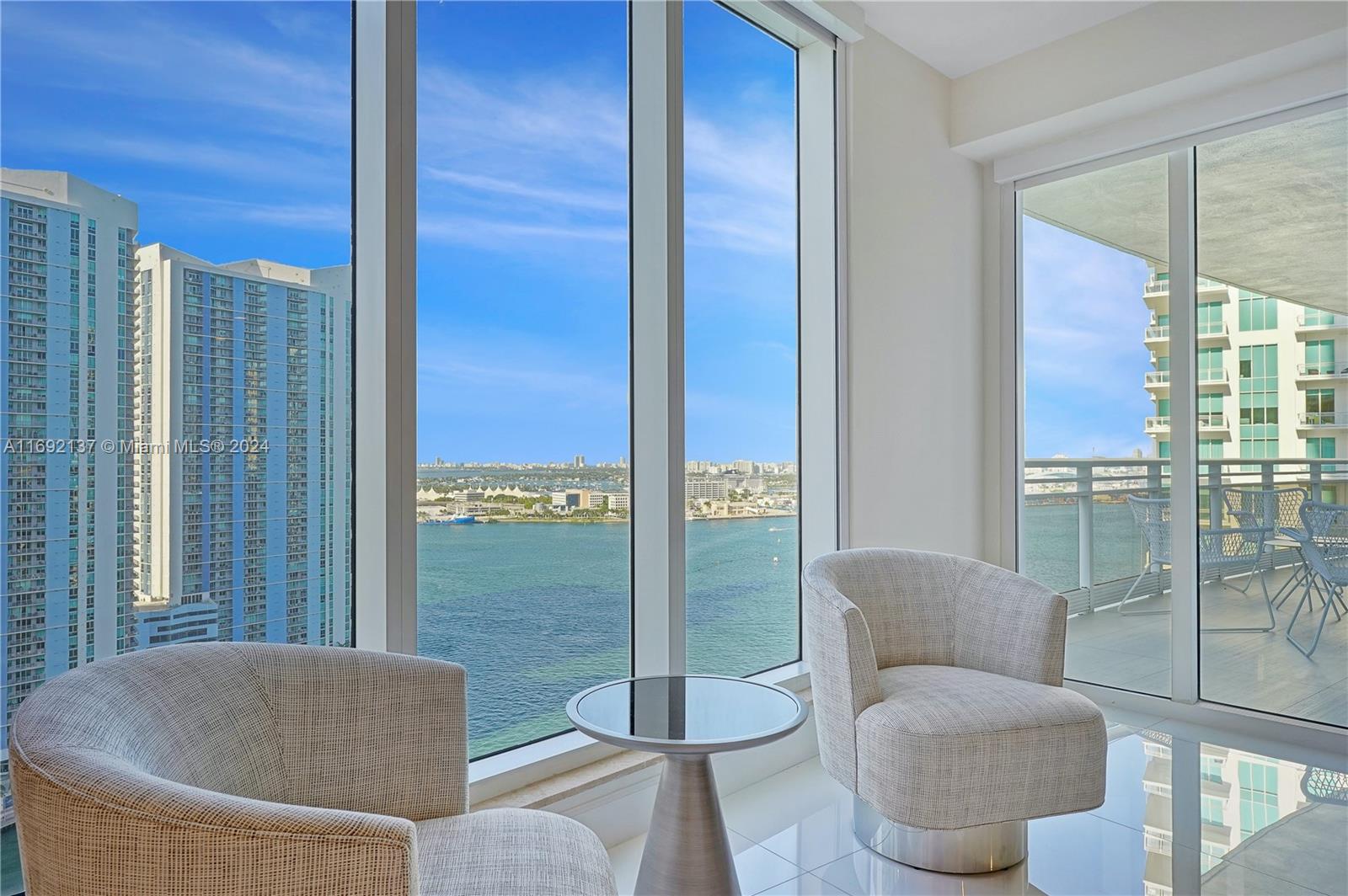 CARBONELL CONDO - Residential Lease