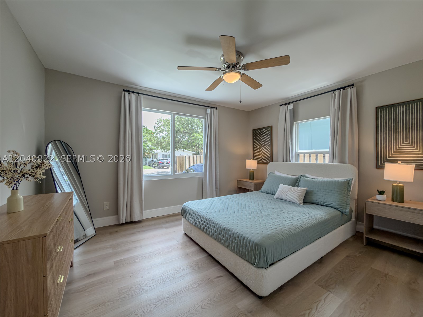 RIVERSIDE PARK - Residential