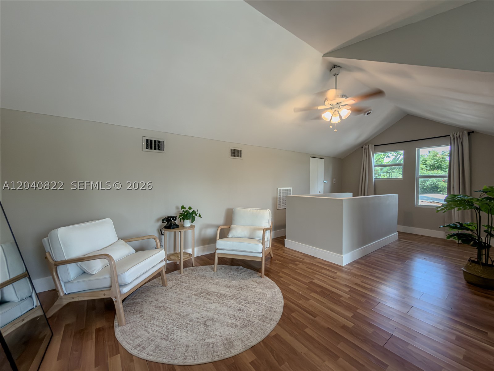 RIVERSIDE PARK - Residential