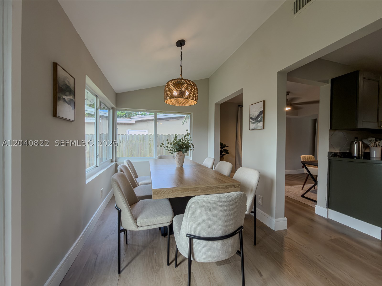 RIVERSIDE PARK - Residential