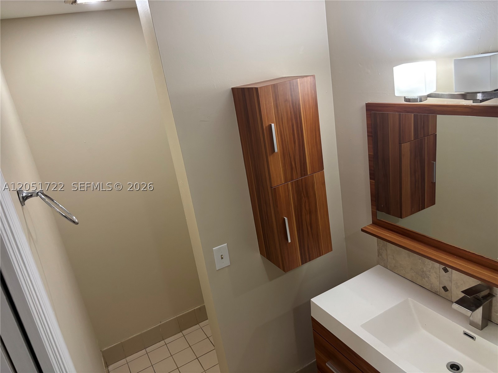 MAHOGANY KEY CONDO #7 - Residential