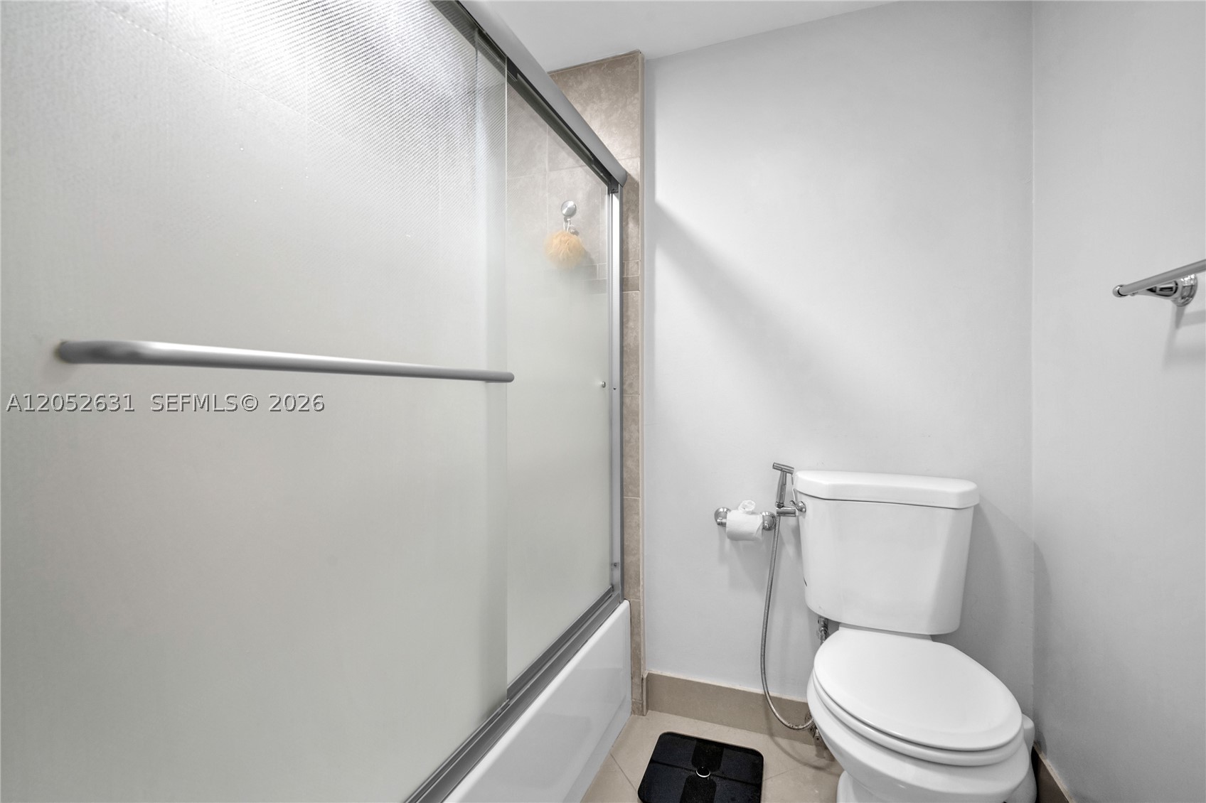 GREENS OF BOCA LAGO CONDO - Residential Lease