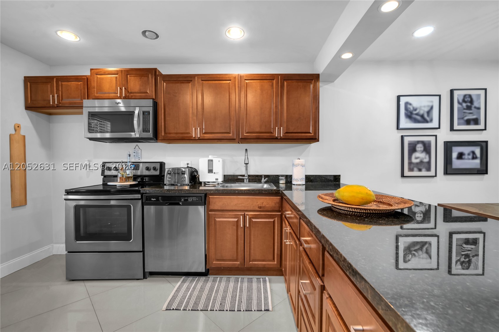GREENS OF BOCA LAGO CONDO - Residential Lease