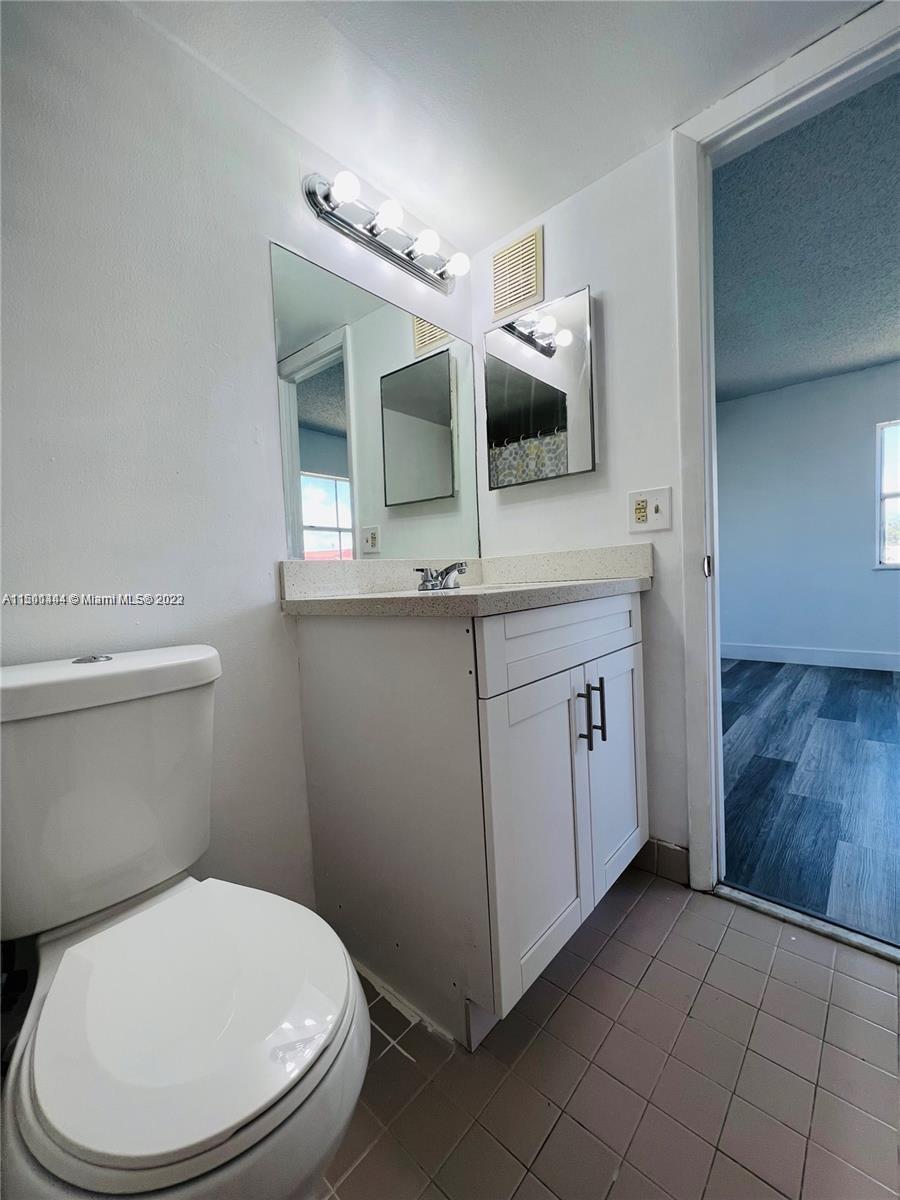 SAGA BAY GARDENS CONDO - Residential