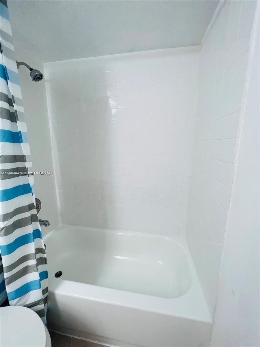 SAGA BAY GARDENS CONDO - Residential