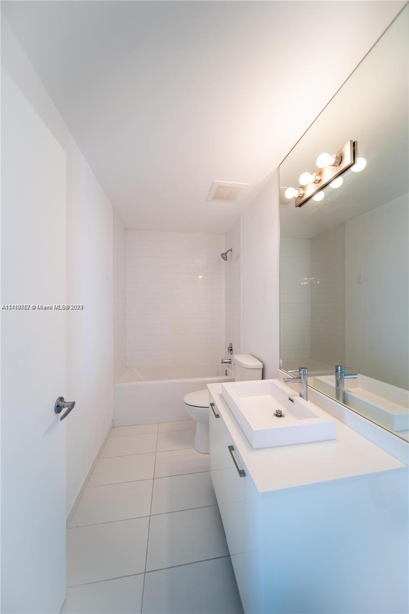 CENTRO CONDO - Residential Lease