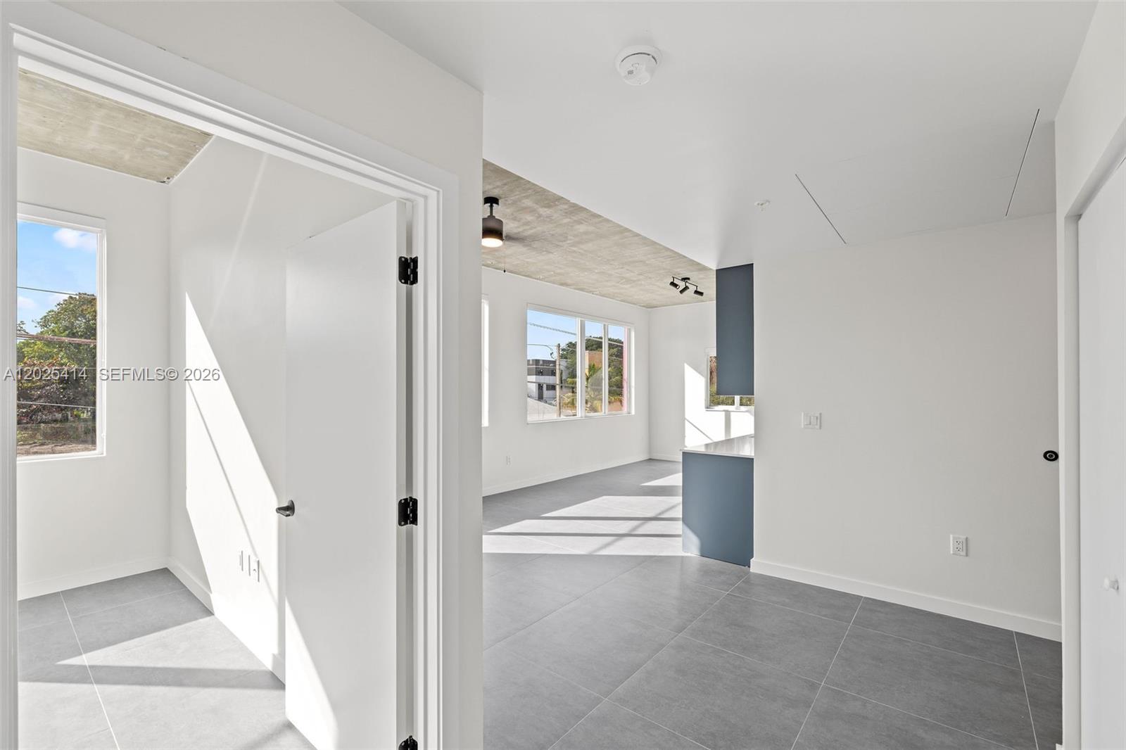 NORTHERN BLVD TRACK - Residential Lease