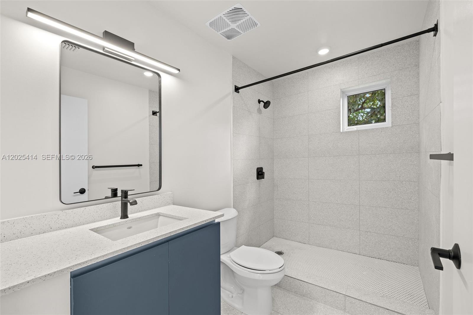 NORTHERN BLVD TRACK - Residential Lease