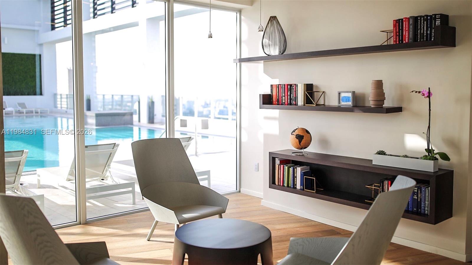 CENTRO CONDO - Residential Lease