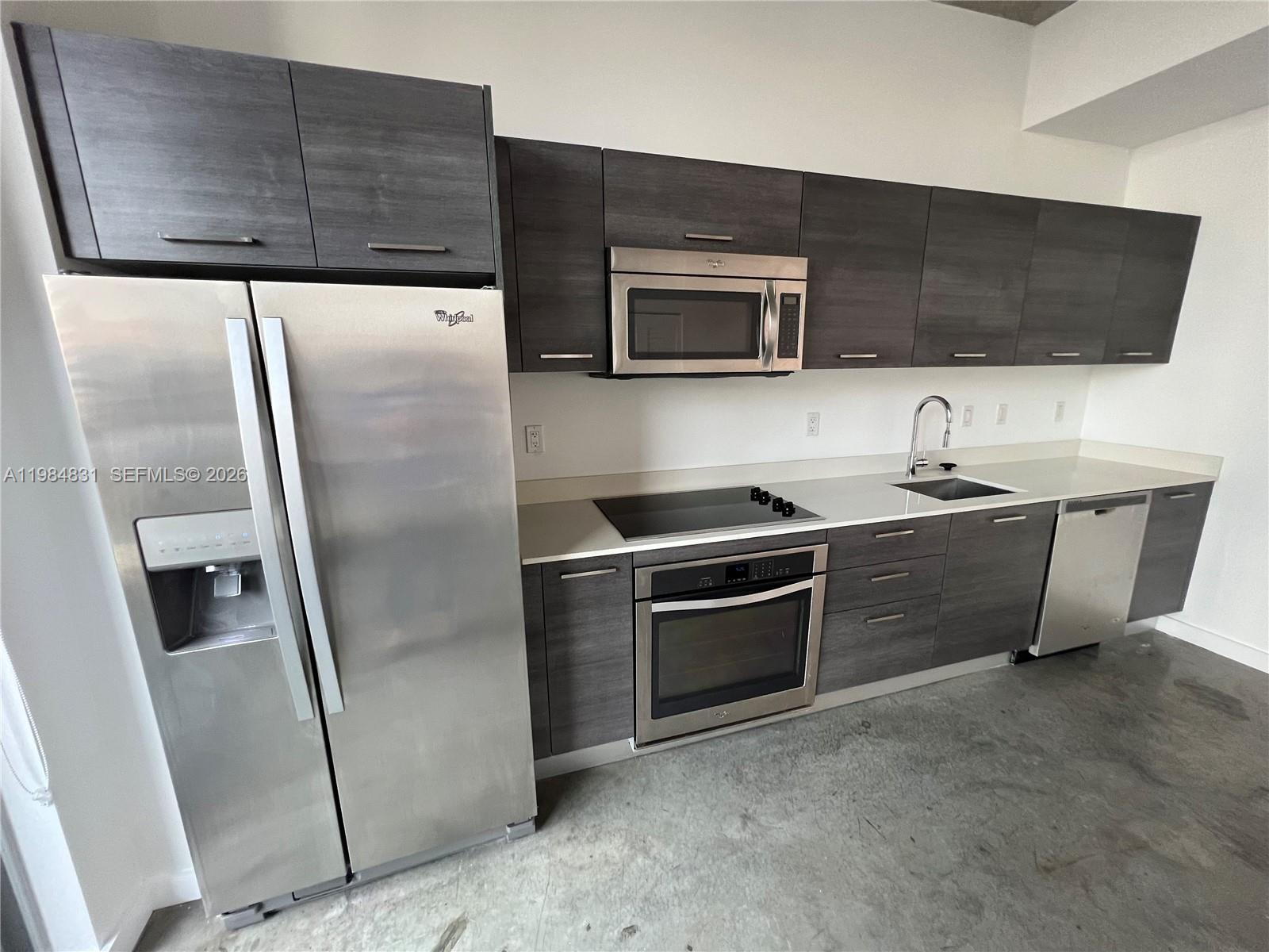 CENTRO CONDO - Residential Lease