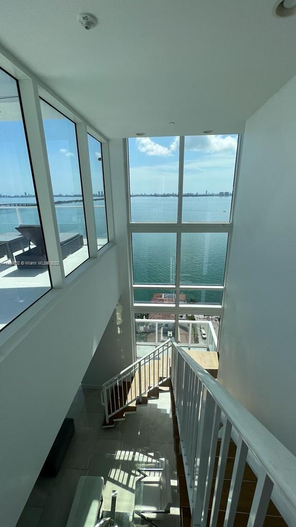 THE CRIMSON CONDO - Residential Lease