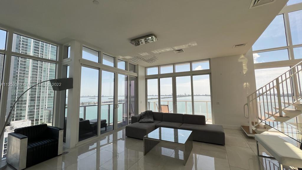 THE CRIMSON CONDO - Residential Lease
