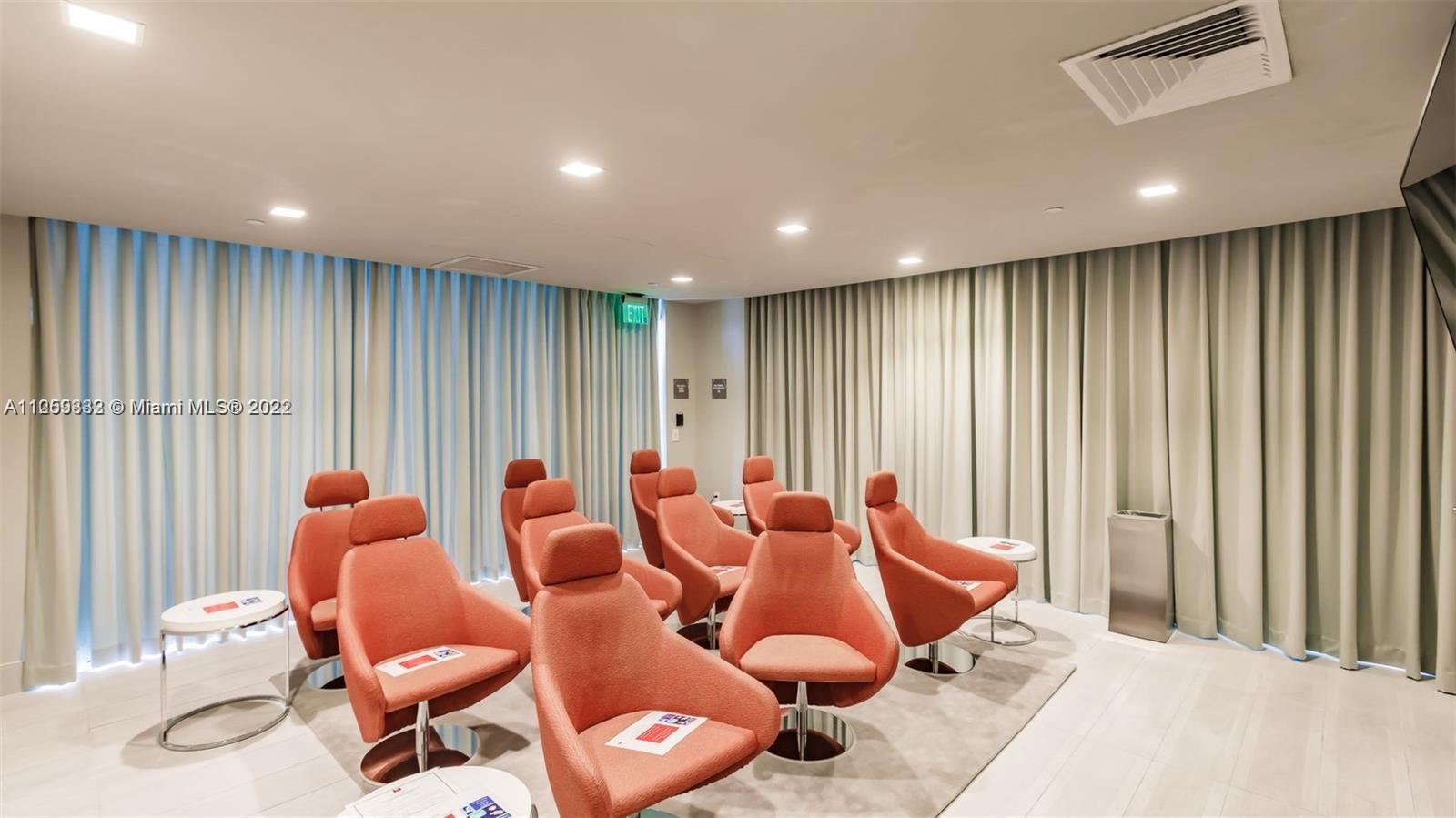 THE CRIMSON CONDO - Residential Lease