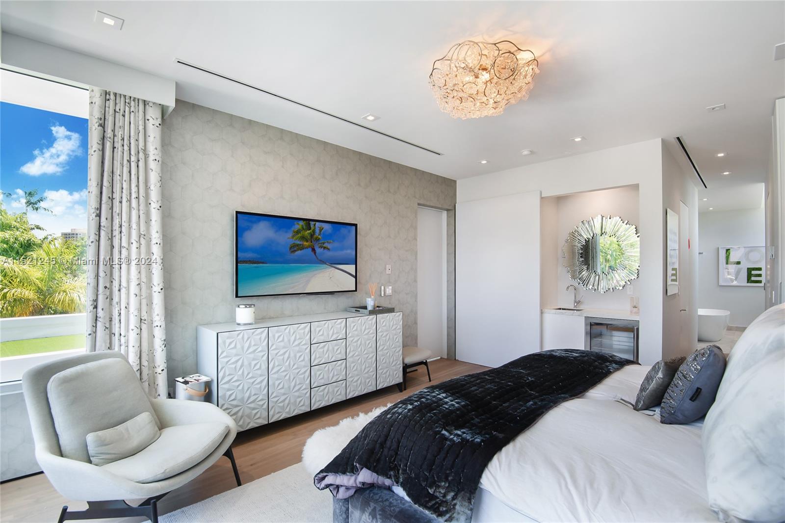 BAL HARBOUR RESIDENTIAL S - Residential