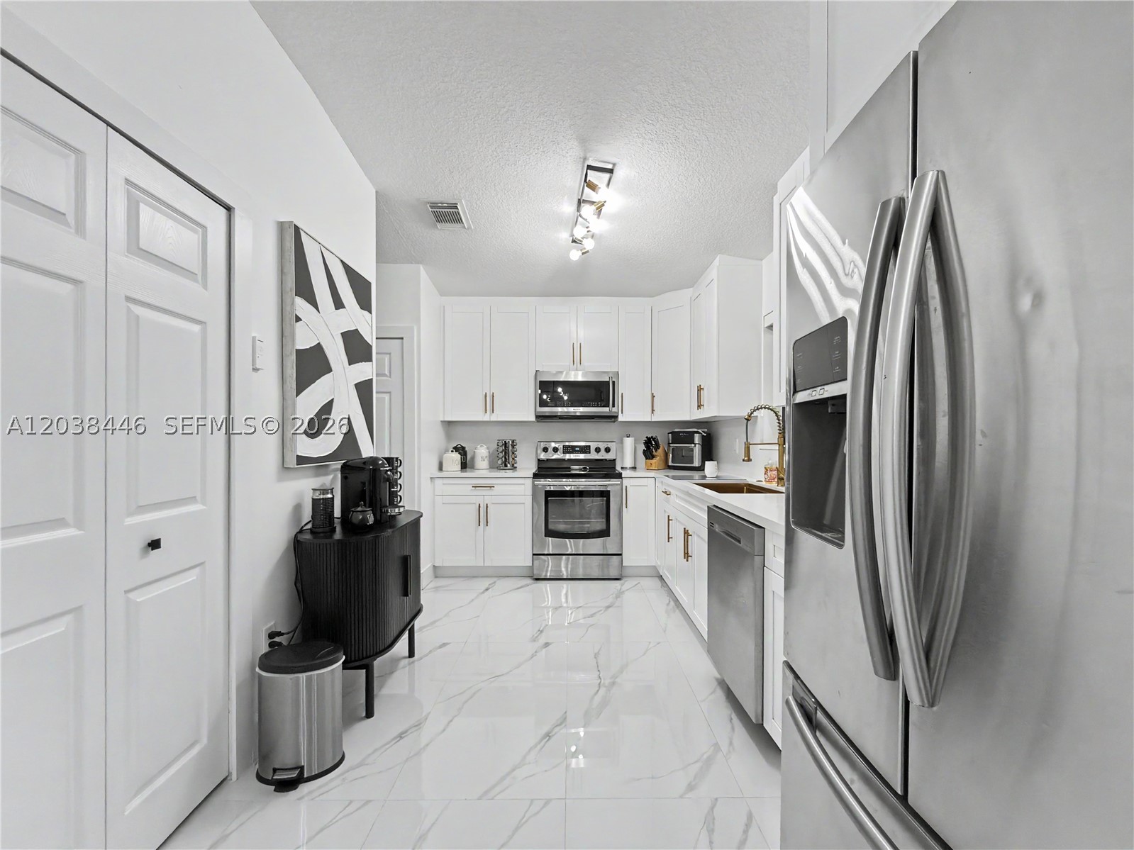 HAINLIN MILL ESTATES SEC - Residential