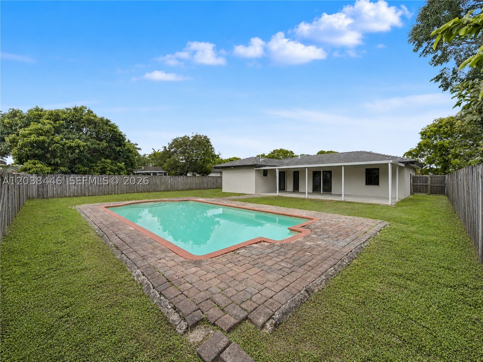 HAINLIN MILL ESTATES SEC - Residential
