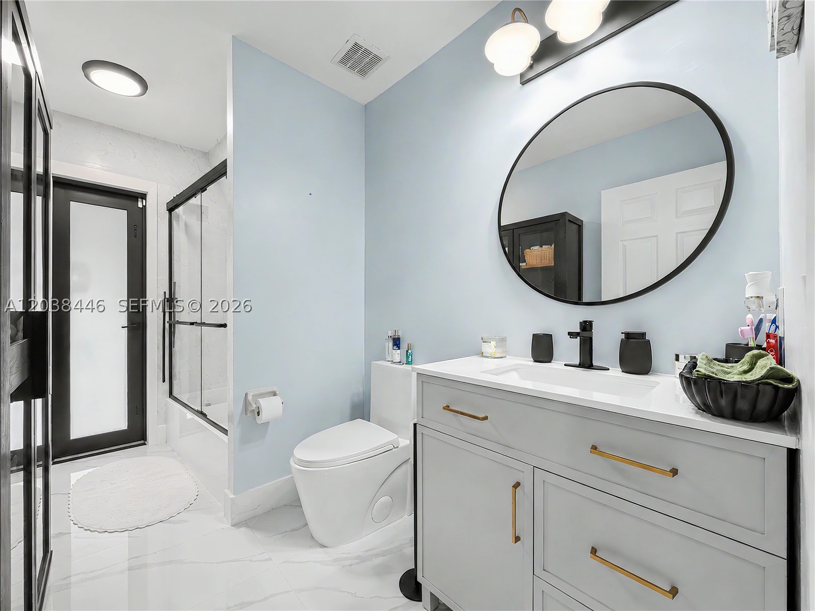 HAINLIN MILL ESTATES SEC - Residential