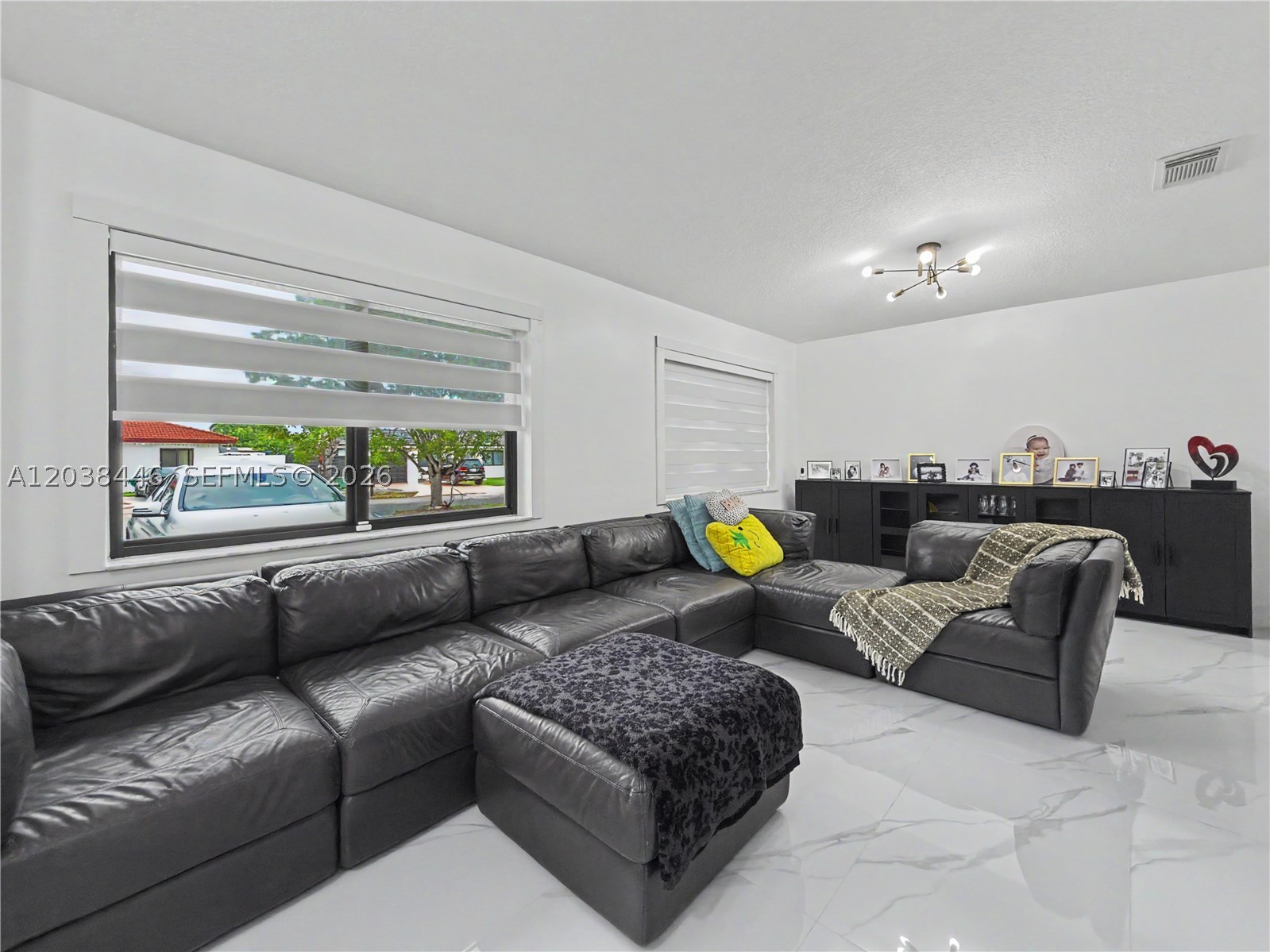 HAINLIN MILL ESTATES SEC - Residential