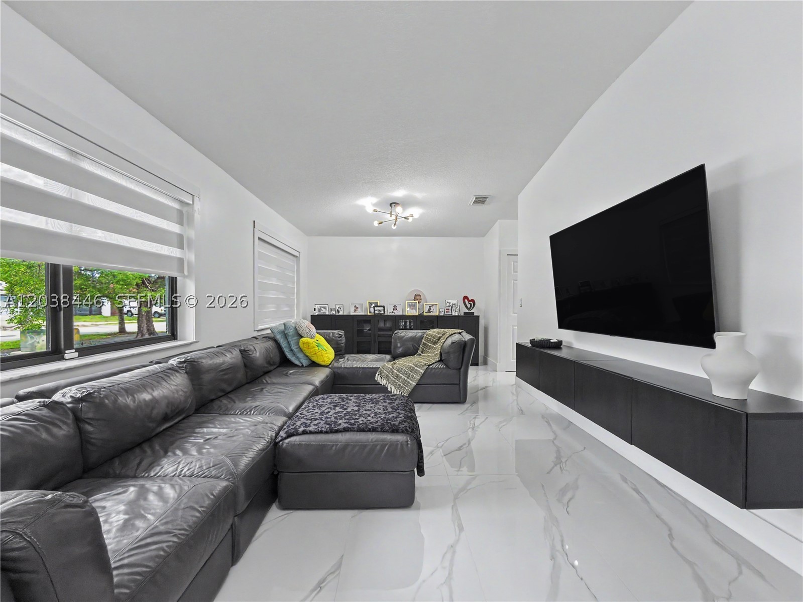 HAINLIN MILL ESTATES SEC - Residential