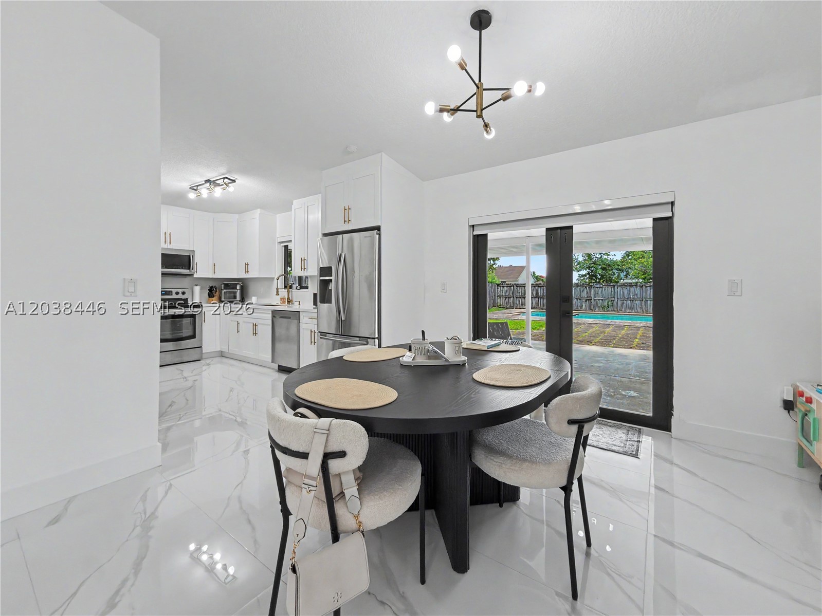 HAINLIN MILL ESTATES SEC - Residential
