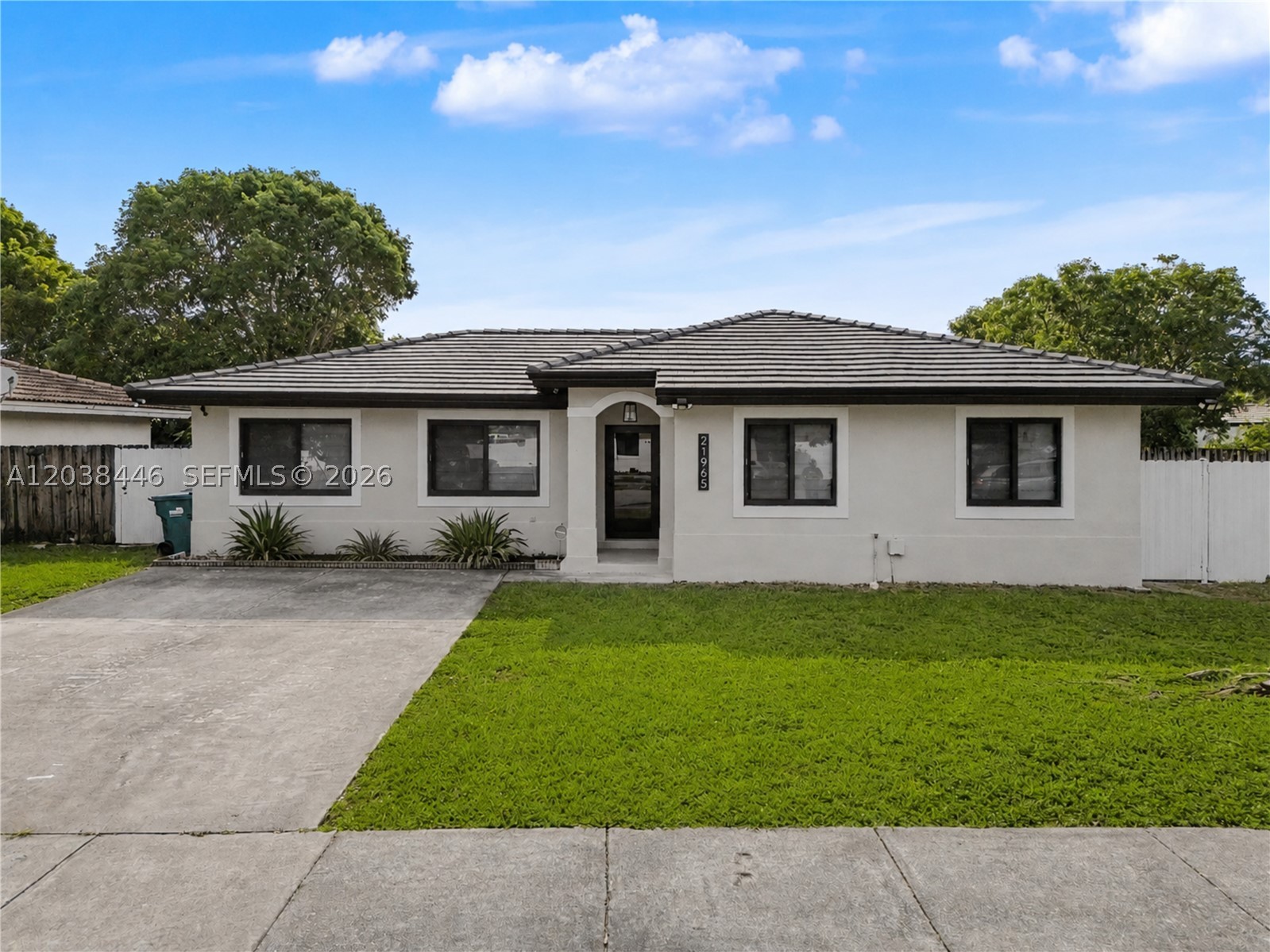 HAINLIN MILL ESTATES SEC - Residential